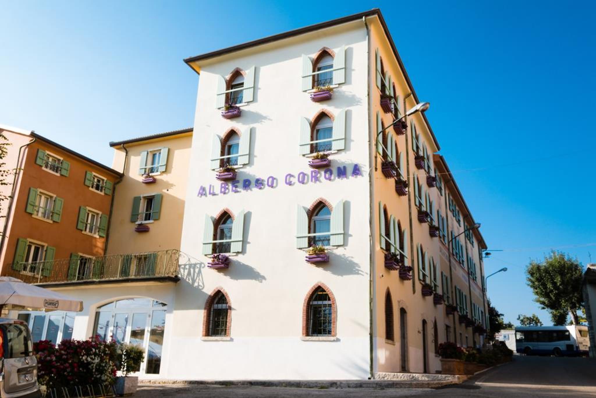 Hotel Corona Hotel 4*